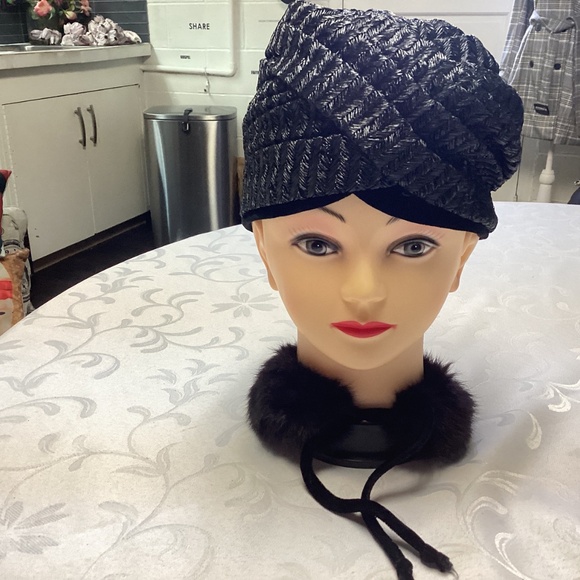 Classic Vintage Elegant  MINK. FUR.  collar with velvet ties RICH SABLE COLOR - Picture 4 of 6